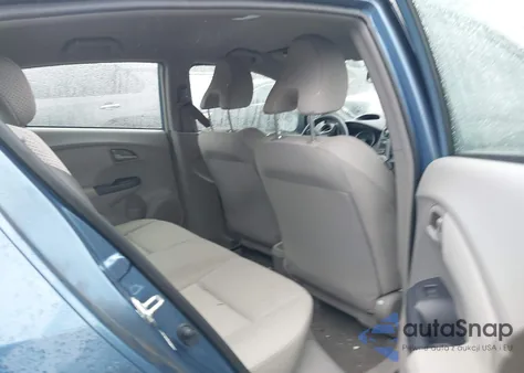 2010 Honda Insight Lx z USA, uszkodzony, nr VIN JHMZE2H55AS013674